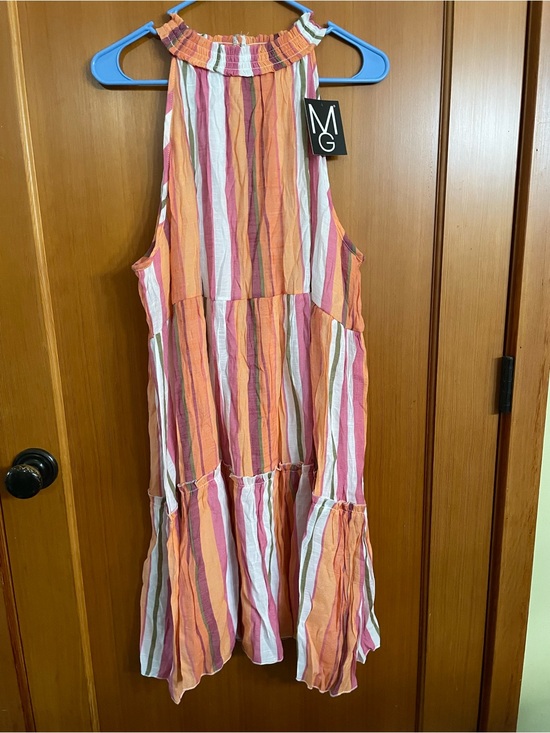 Dresses & Skirts - Women’s NWT dress